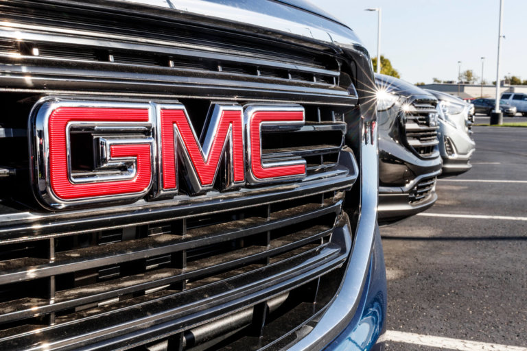 picture of a GMC emblem on a the front grill of a car